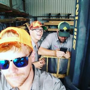 Meet your Posher, Max